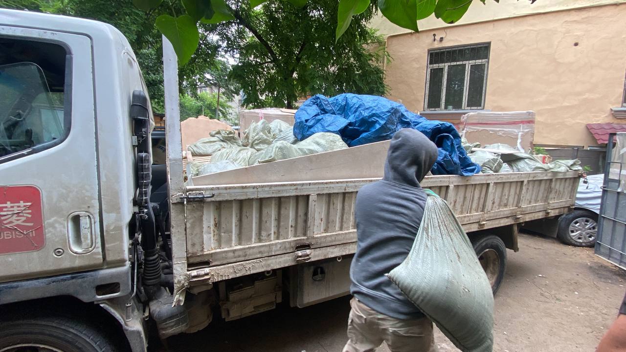 Бортовой грузовик для вывоза КГМ — Almaty Trans
