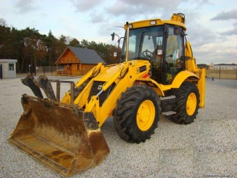 Экскаватор-погрузчик JCB 3CX Super в аренду в Алматы