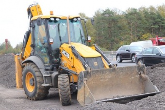 Аренда экскаватора-погрузчика JCB 3 CX в аренду в Алматы