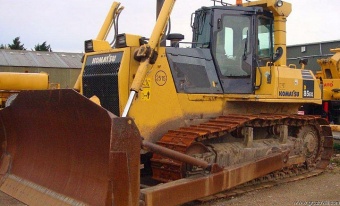 Аренда бульдозера Komatsu D85EX-15 в аренду в Алматы