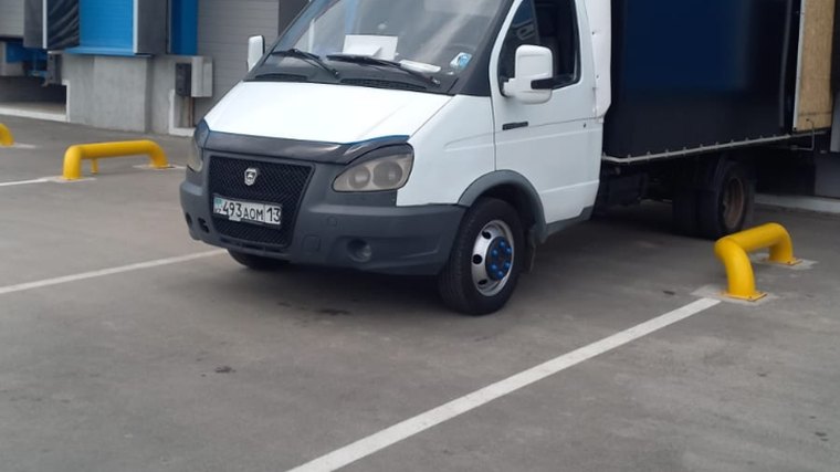 ГАЗель с тентом на доках склада в Алматы — Almaty Trans